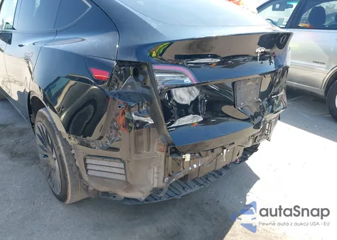 2023 Tesla Model Y Awd/Long Range Dual Motor All-Wheel Drive from USA, damaged, VIN 7SAYGDEE3PF886906